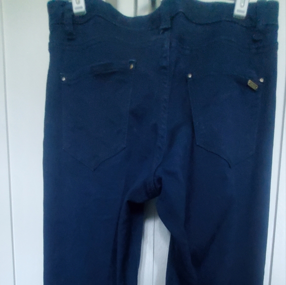 Cache Crystal Embelished Jeans - Picture 4 of 4